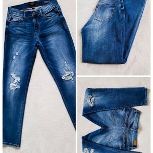 Size 5 (27) Judy Blue Jeans